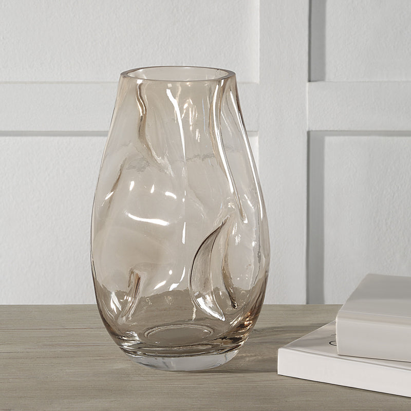 Tawny Vase By Renwil Lifestyle View1